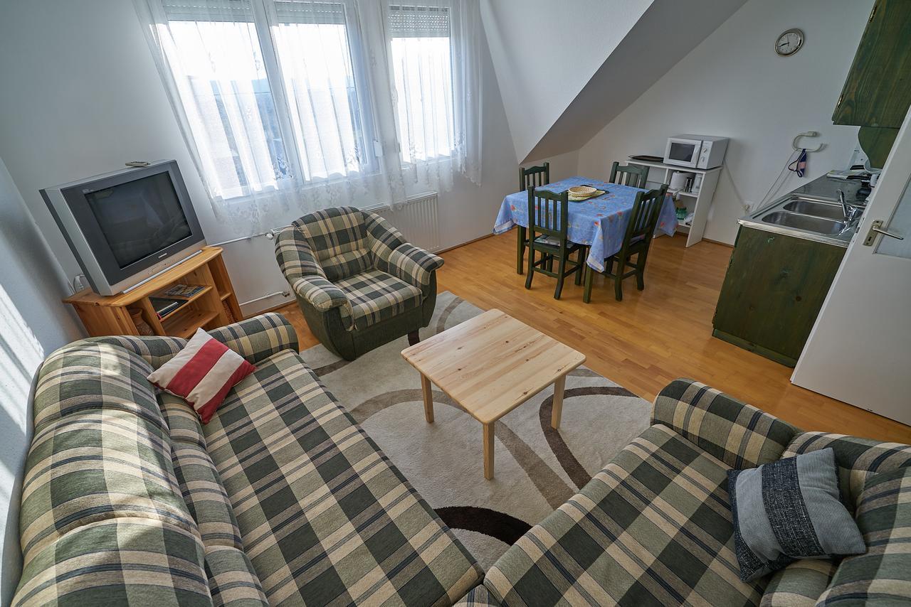Fecske Vendeghaz Apartment Heviz Luaran gambar